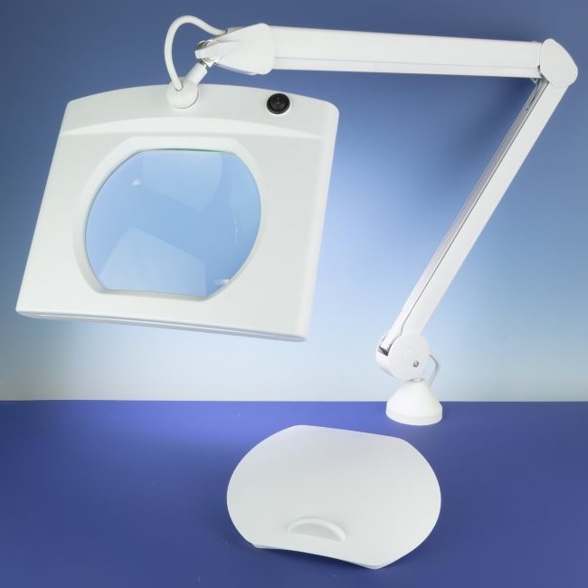 LIGHTCRAFT RECTANGULAR LENS TABLE MOUNT MAGNIFYING LAMP - LC8079