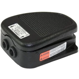 מפסק רגל - SPCO - 250V 20A LINEMASTER